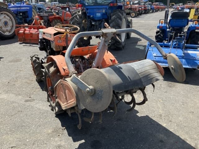 Tractor — Auction (lot 8458-2255)