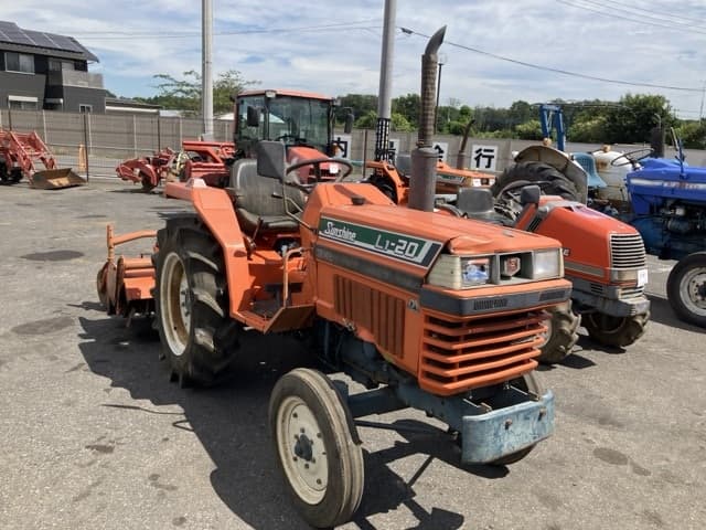Tractor — Auction (lot 8458-2257)