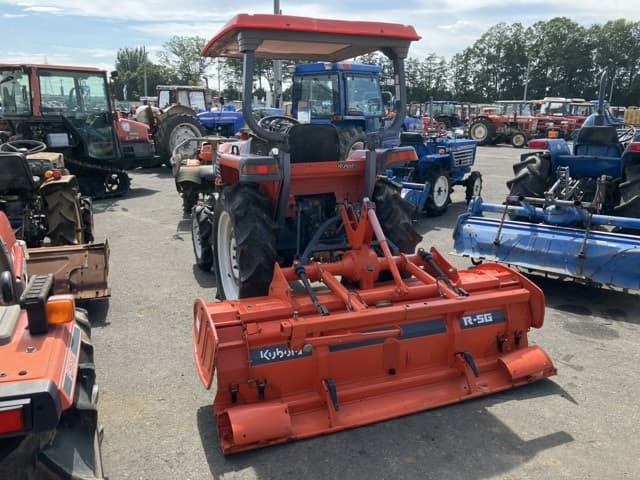 Tractor — Auction (lot 8458-2258)