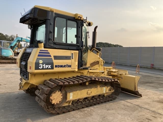 Bulldozer — Auction (lot 8458-226)