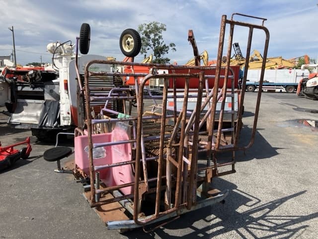 HARVESTER — Auction (lot 8458-2261)