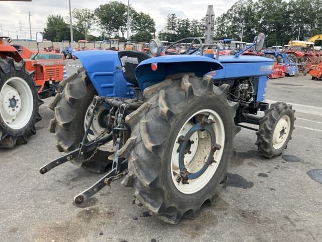 Tractor — Auction (lot 8458-2269)