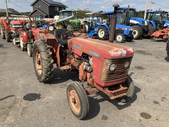 Tractor — Auction (lot 8458-2270)