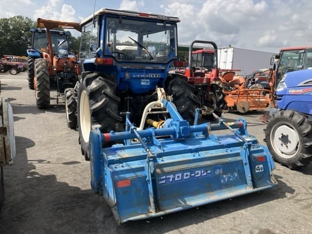 Tractor — Auction (lot 8458-2272)