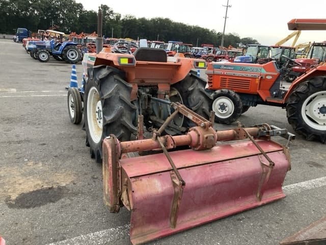 Tractor — Auction (lot 8458-2276)