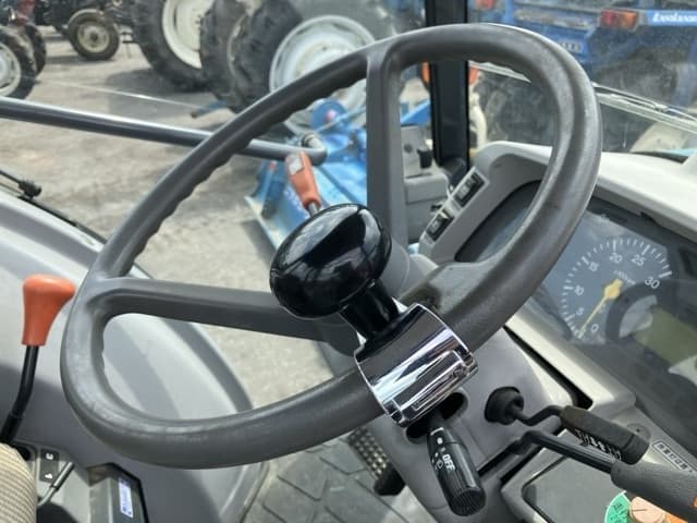 Tractor — Auction (lot 8458-2286)