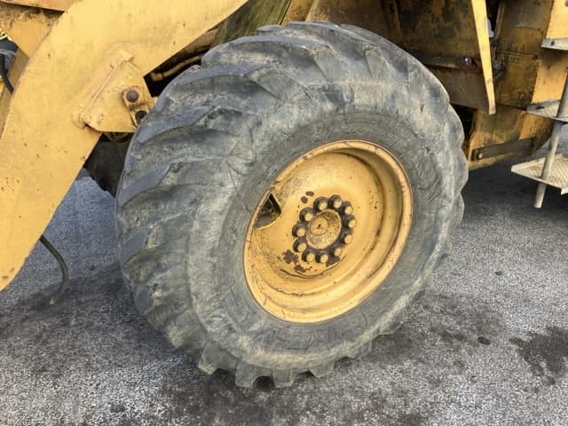 WHEEL LOADER — Auction (lot 8458-229)