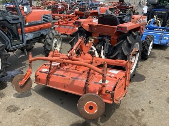 Tractor — Auction (lot 8458-2293)