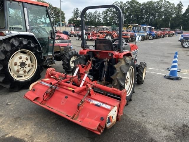Tractor — Auction (lot 8458-2301)