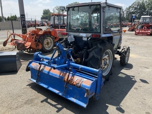 Tractor — Auction (lot 8458-2305)