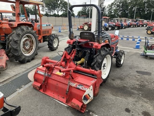 Tractor — Auction (lot 8458-2306)