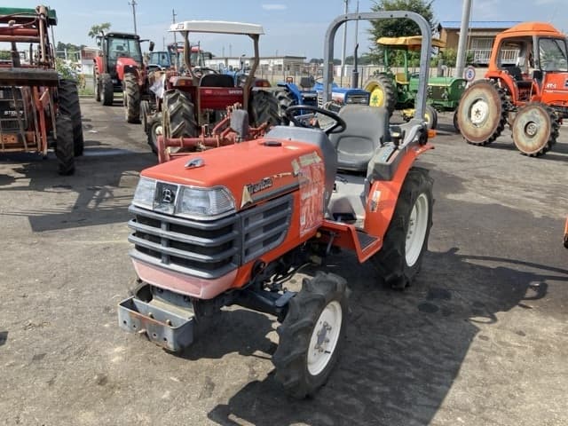 Tractor — Auction (lot 8458-2312)
