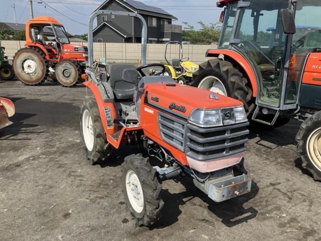 Tractor — Auction (lot 8458-2312)