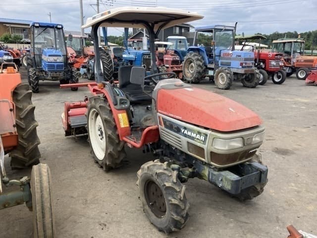 Tractor — Auction (lot 8458-2317)