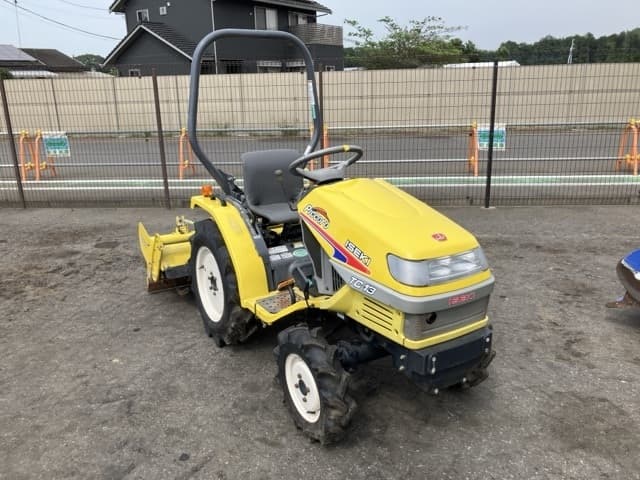 Tractor — Auction (lot 8458-2319)