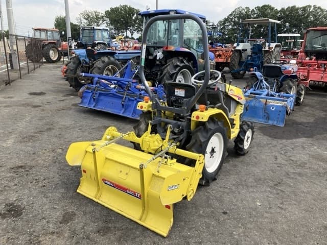 Tractor — Auction (lot 8458-2319)