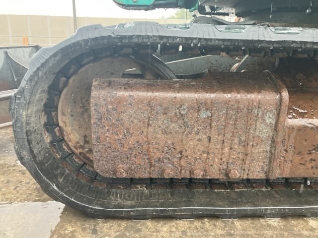 MINI EXCAVATOR — Auction (lot 8458-232)