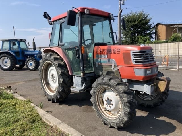 Tractor — Auction (lot 8458-2322)