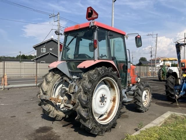 Tractor — Auction (lot 8458-2322)