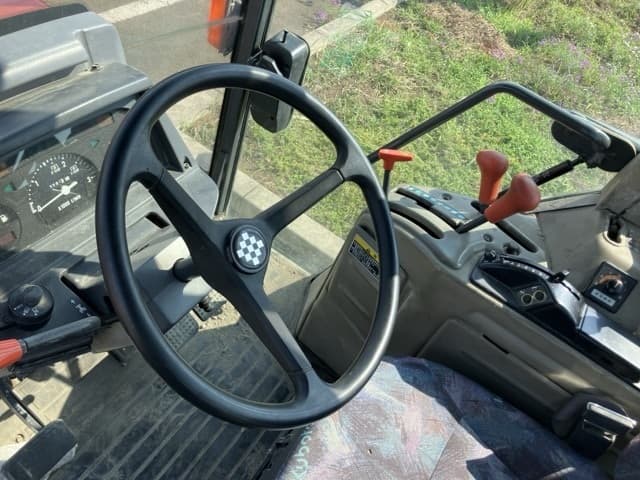Tractor — Auction (lot 8458-2322)