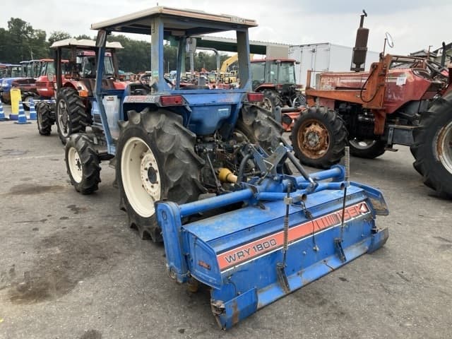 Tractor — Auction (lot 8458-2326)