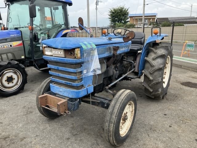 Tractor — Auction (lot 8458-2327)
