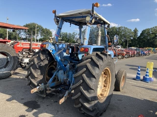 Tractor — Auction (lot 8458-2336)