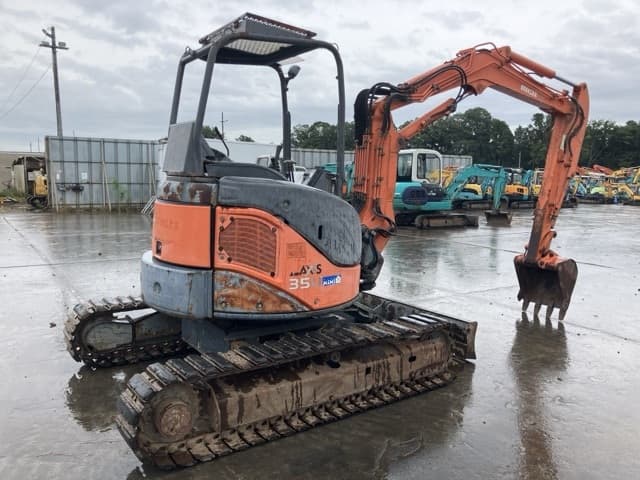 MINI EXCAVATOR — Auction (lot 8458-234)