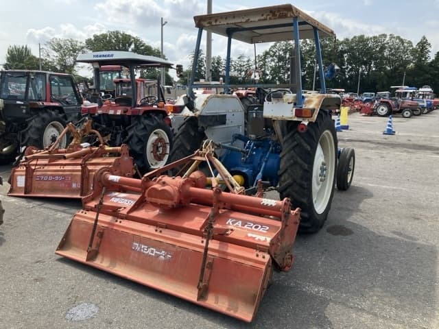 Tractor — Auction (lot 8458-2342)