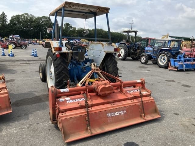 Tractor — Auction (lot 8458-2342)