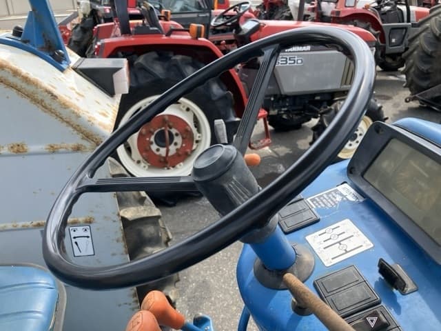 Tractor — Auction (lot 8458-2342)