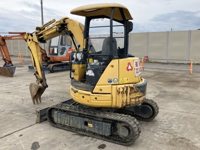 MINI EXCAVATOR — Auction (lot 8458-235)
