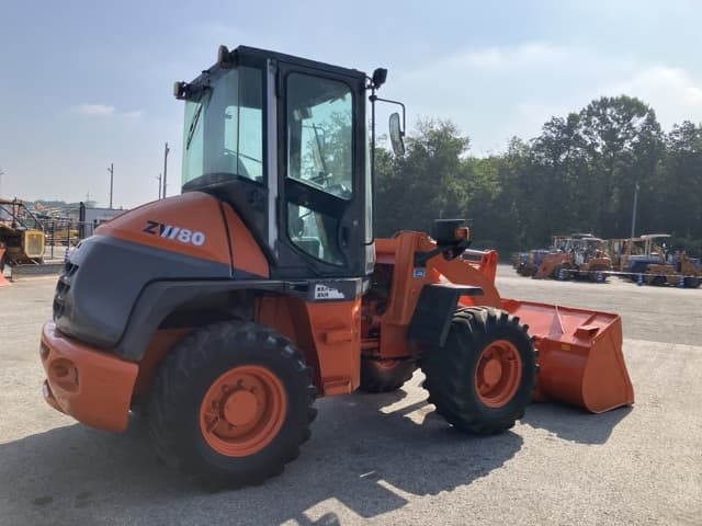 WHEEL LOADER — Auction (lot 8458-24)