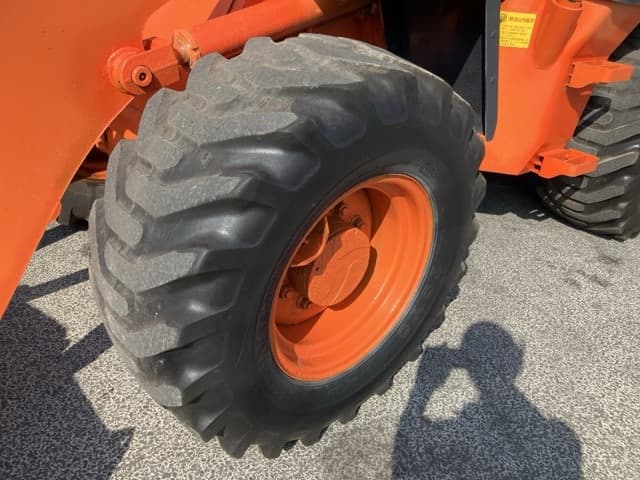 WHEEL LOADER — Auction (lot 8458-24)