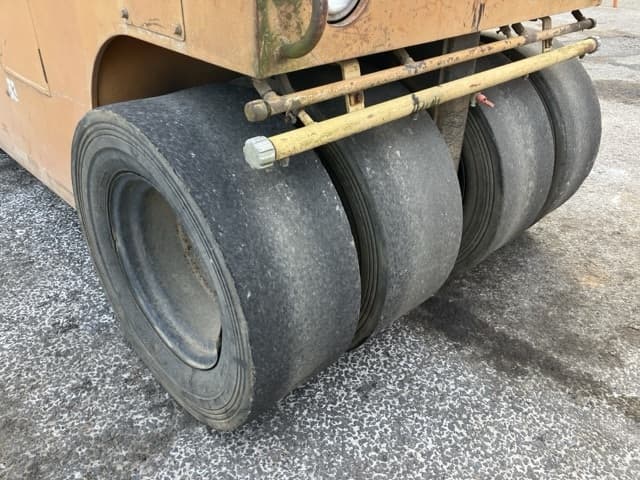 Tire Roller — Auction (lot 8458-240)