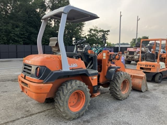 MINI WHEEL LOADER — Auction (lot 8458-241)