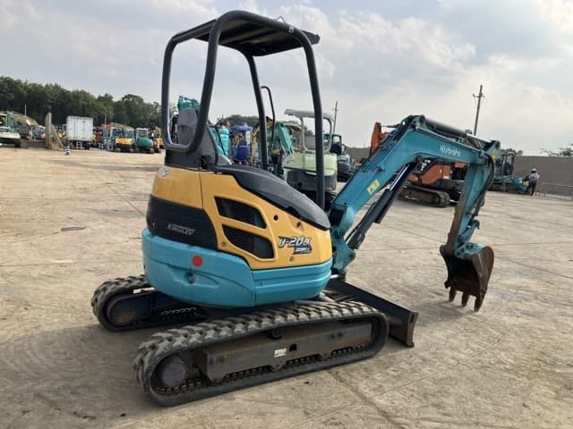 MINI EXCAVATOR — Auction (lot 8458-244)