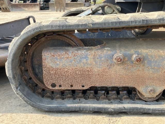 MINI EXCAVATOR — Auction (lot 8458-244)