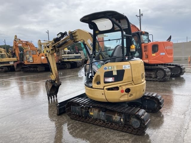MINI EXCAVATOR — Auction (lot 8458-255)