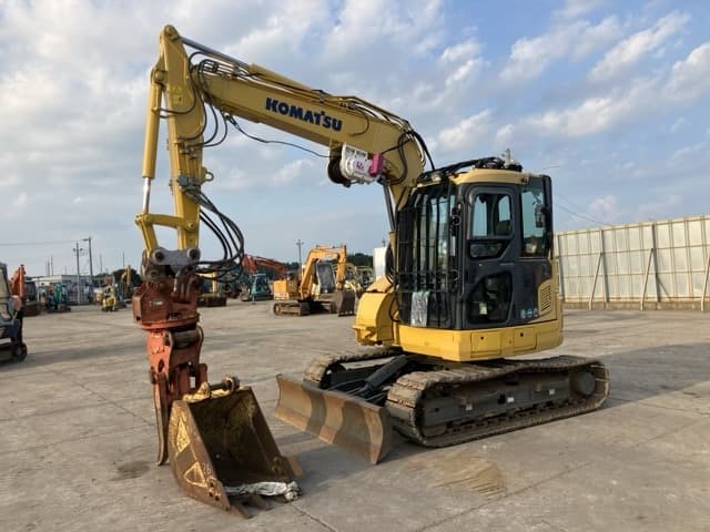 EXCAVATOR — Auction (lot 8458-26)