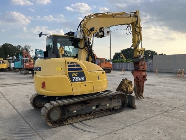EXCAVATOR — Auction (lot 8458-26)