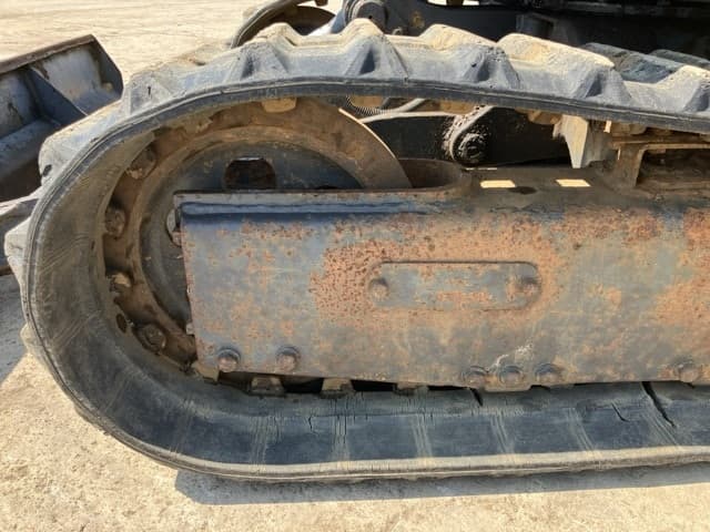 MINI EXCAVATOR — Auction (lot 8458-27)