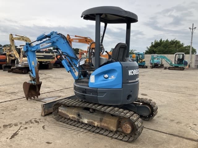 MINI EXCAVATOR — Auction (lot 8458-270)