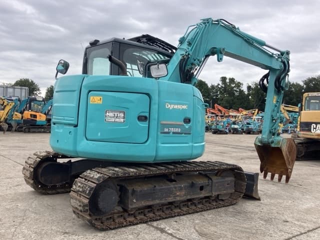 EXCAVATOR — Auction (lot 8458-272)