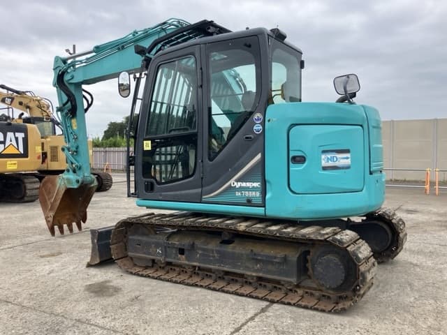 EXCAVATOR — Auction (lot 8458-272)