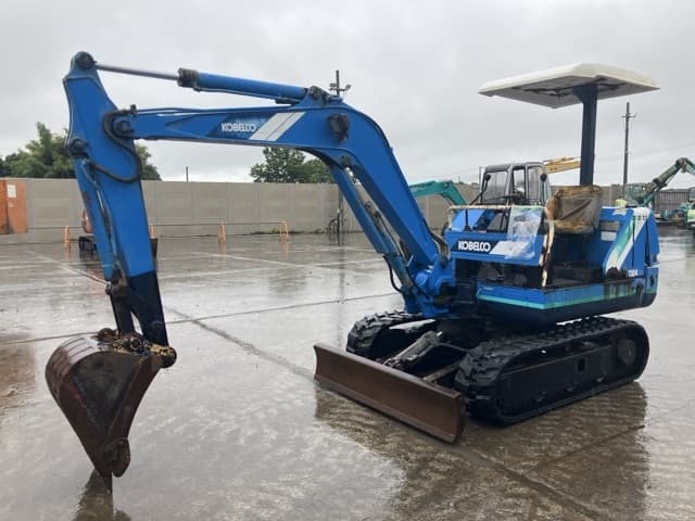 MINI EXCAVATOR — Auction (lot 8458-273)