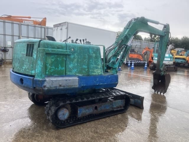 MINI EXCAVATOR — Auction (lot 8458-274)