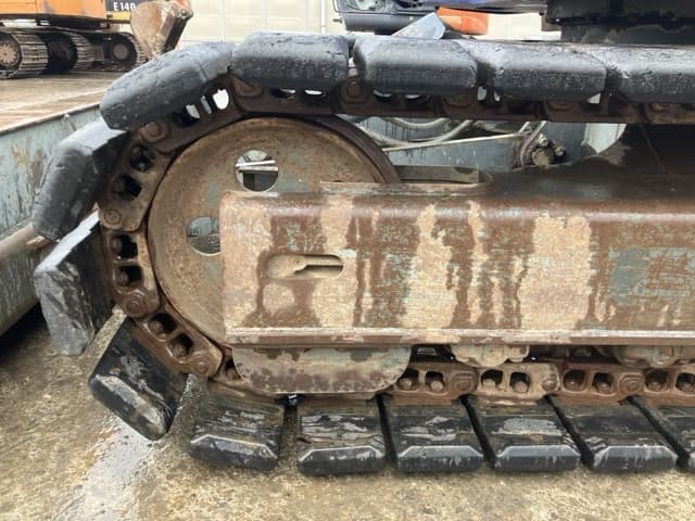 EXCAVATOR — Auction (lot 8458-278)