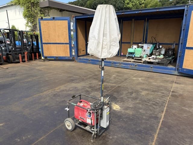 FLOODLIGHT — Auction (lot 8458-27804)