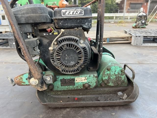 Plate — Auction (lot 8458-27805)